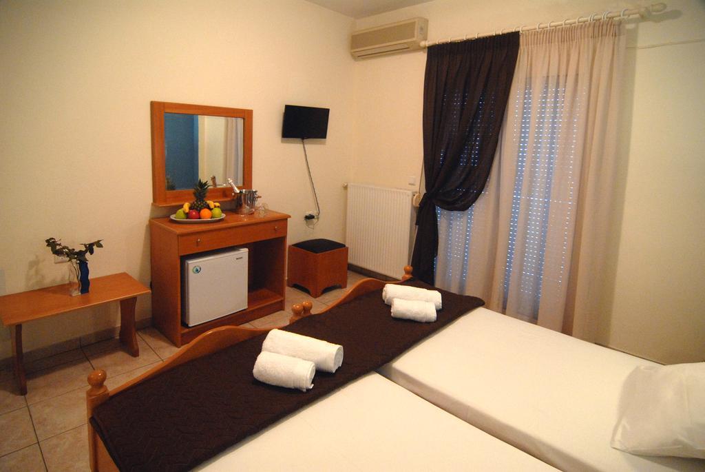 Apollon Hotel Paralía Zimmer foto